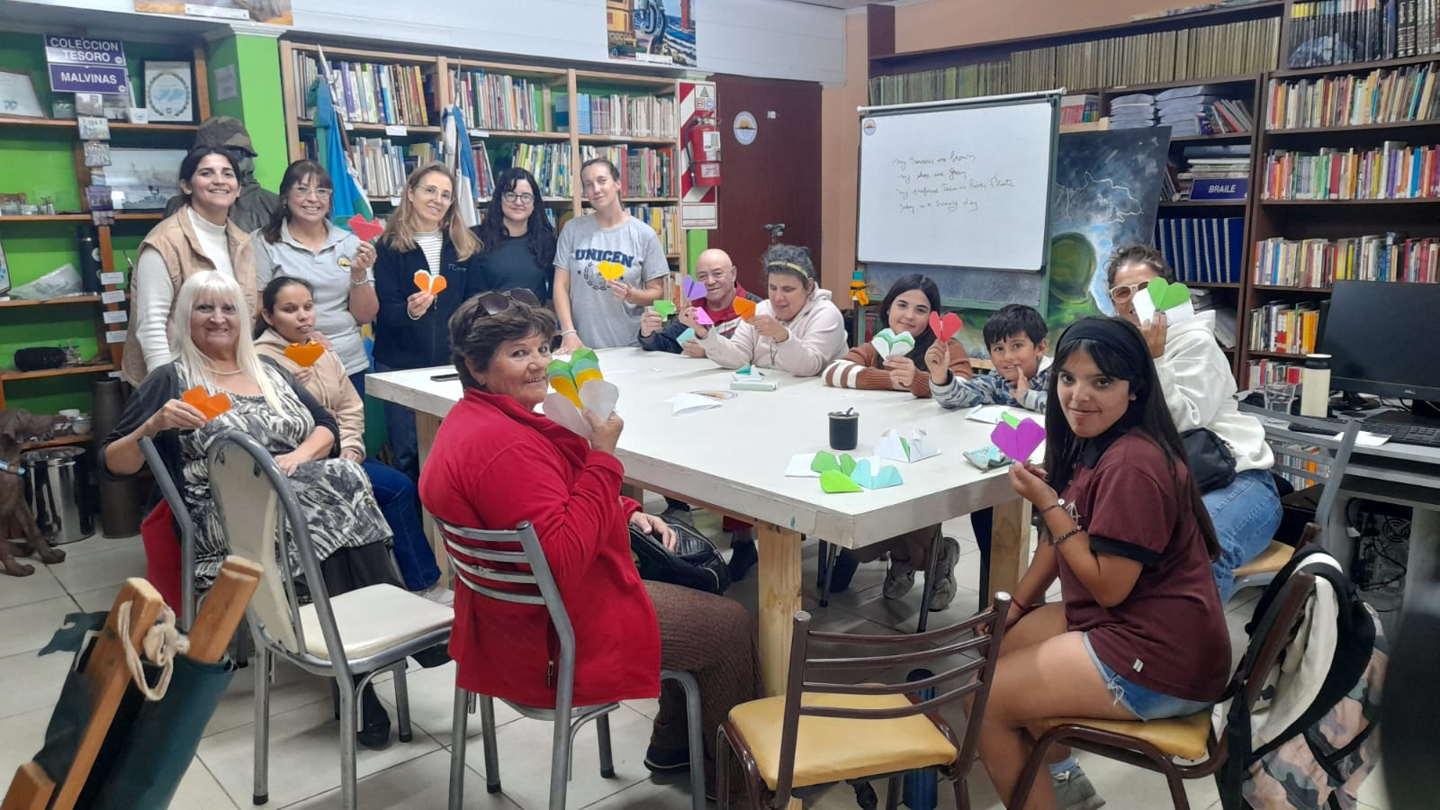 Un taller de origami abre espacios culturales de inclusión