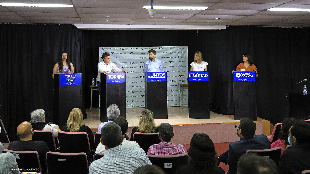 debate