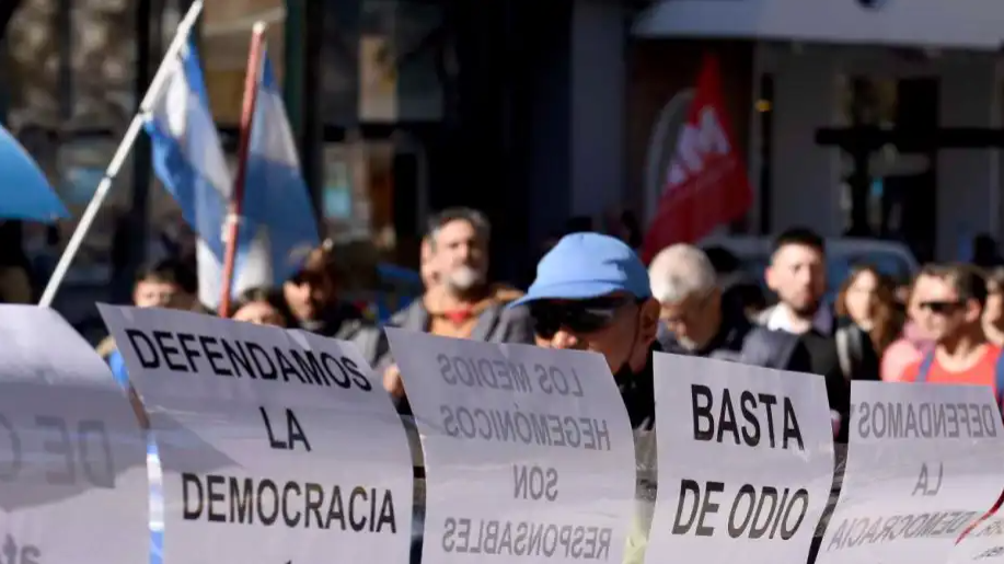 ilust odio