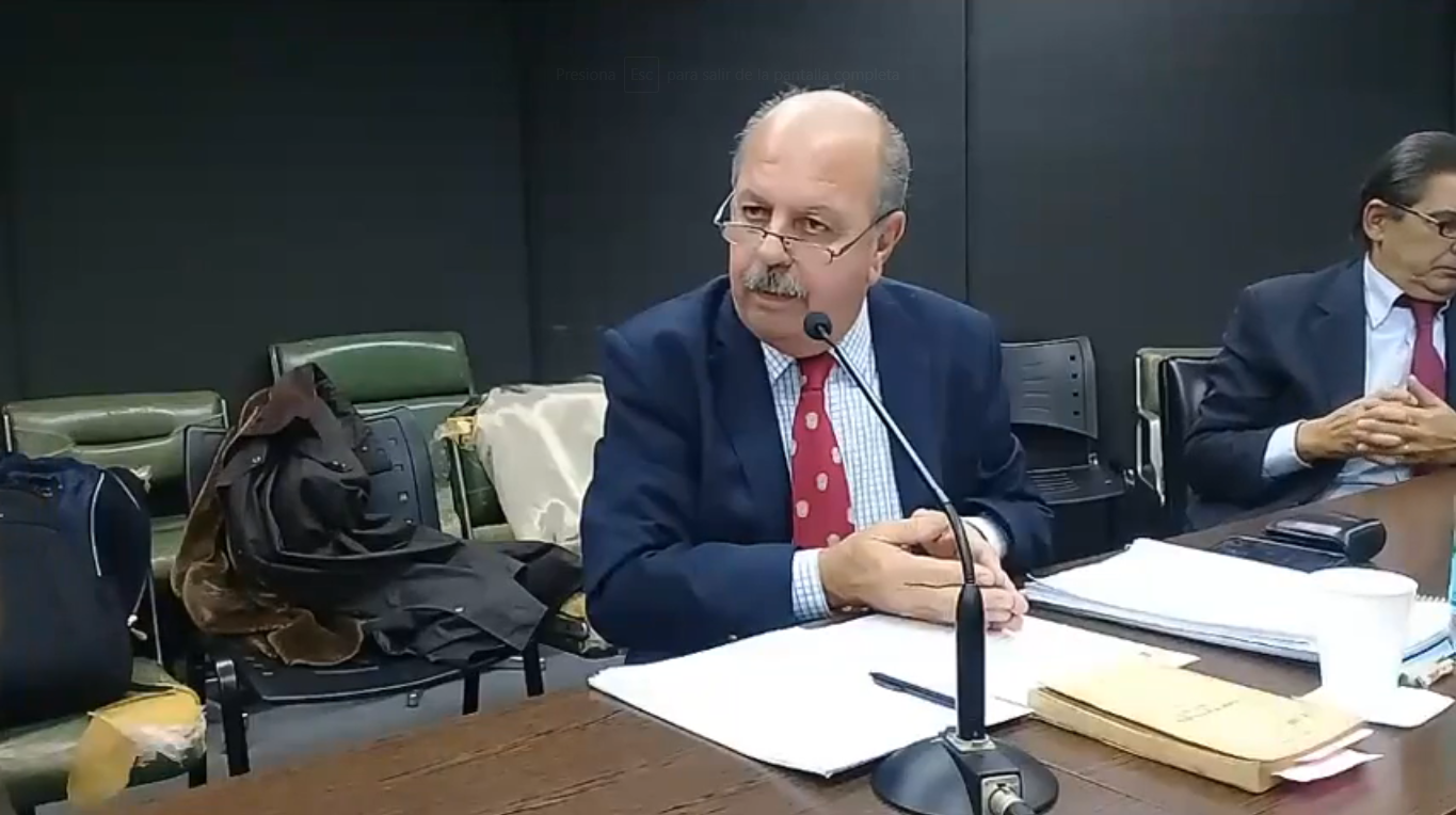 Dr Carlos Meira